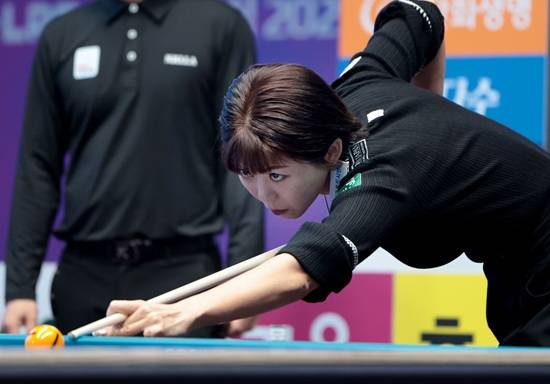 대이변 발생! '라이징 스타' 정수빈, 32강서 '여제' 잡고 천적 등극…김가영은 '16강→32강 연속 탈락' 쓴맛