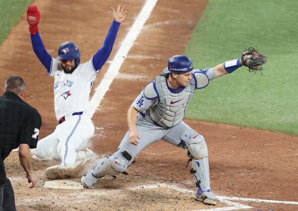 캐나다 절반이 지켜봤다, 토론토의 눈물을…미국 일본도 초대박→3국 시청자 한국 인구보다 많았다