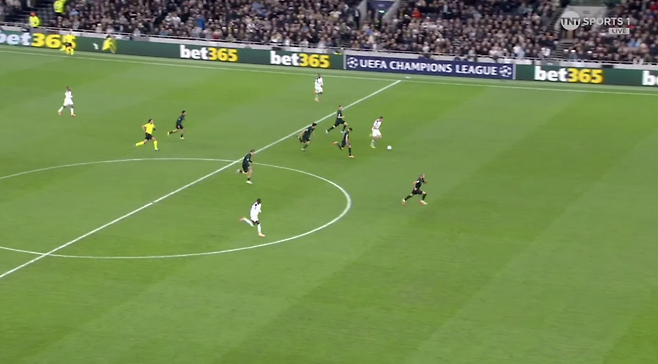 '푸스카스 수상자' 손흥민 오피셜 '공식 인정'...75m 폭풍 드리블 득점에