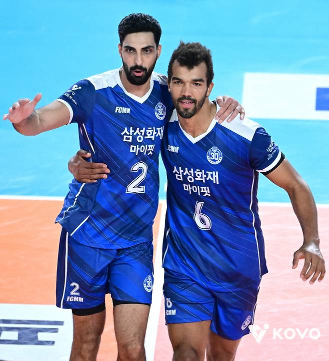 용병이 37점을 때려도 지네.. 또 범실 탓 → 감독도 할 말 잃었다