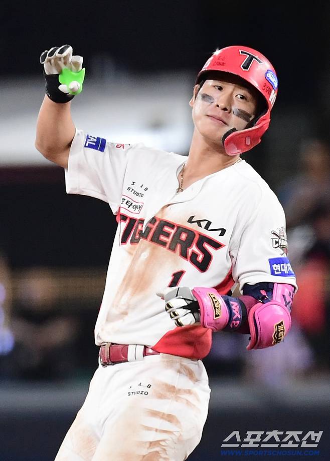 '진짜 100억 넘길 기세' 최대어 인기 미쳤다, 감독은 속 탄다…