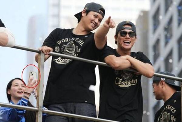 오타니, 슈퍼스타 맞아? '엄마는 아르바이트, 아내는 구형폰'…7억 달러의 사나이 가족의 믿기 힘든 검소함