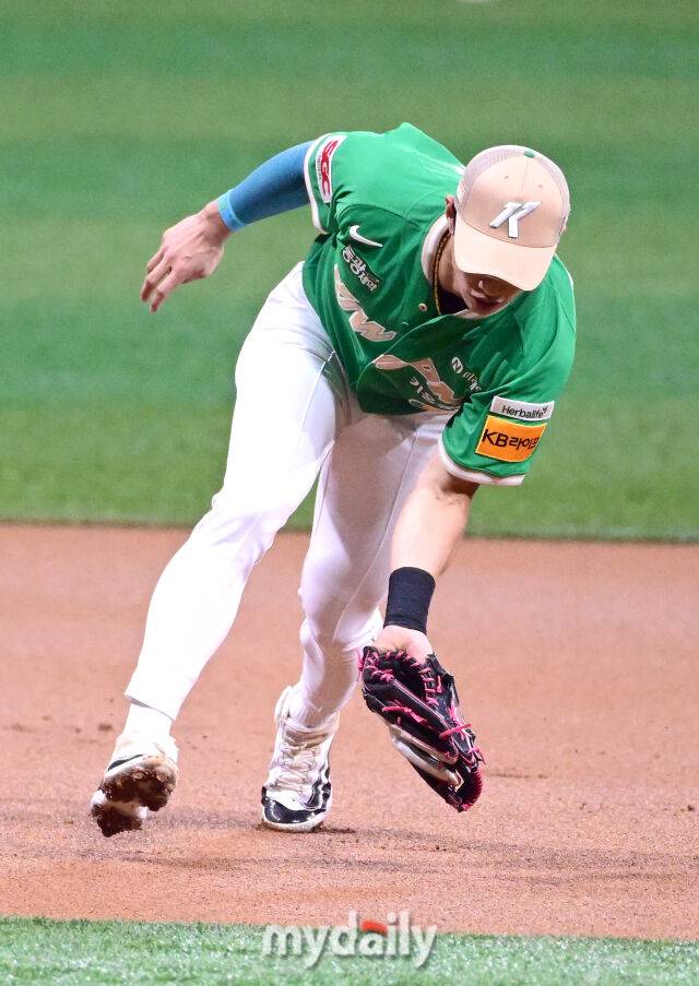 “송성문, 어슬레틱스와 3년 2500~3000만달러 계약 가능” 이러면 키움 120억원 계약은 파기? ‘아름다운 이별’