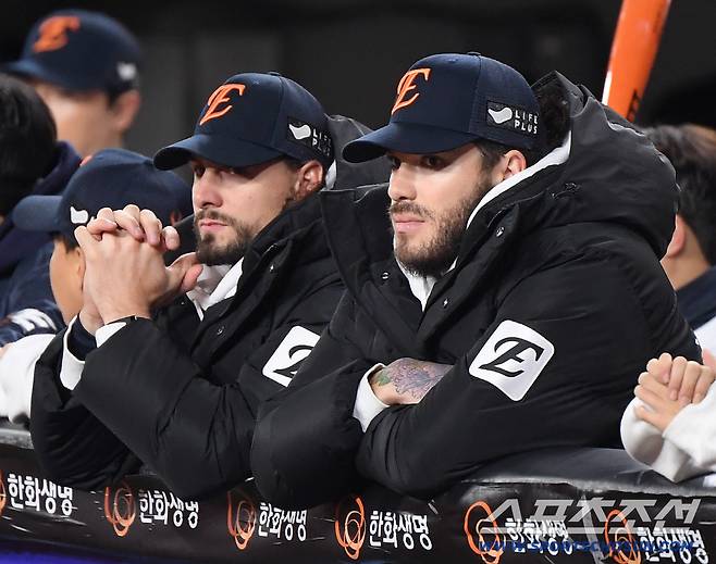 9개 구단 절망? 폰세 빅리그급 아닌가 →