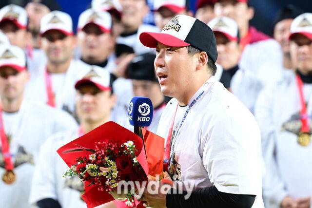 김현수·강민호·손아섭·황재균·최형우가 움직인다…FA 재벌 탑10 요동친다, 야잘잘들의 ‘증명의 시간’