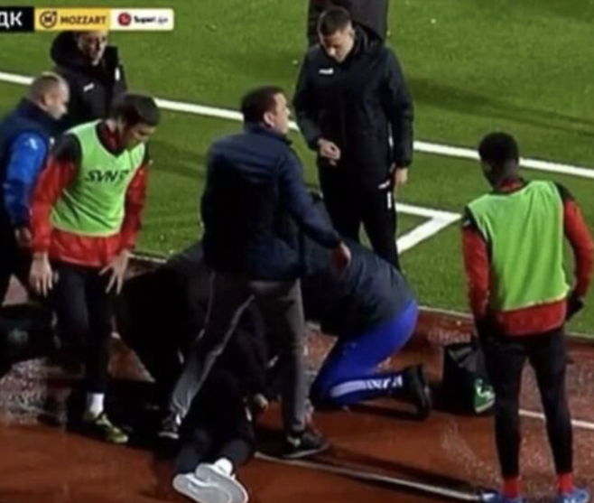 ‘충격’ 경기 도중 심장마비 사망…'항년 44세' 전 세계 애도 물결 