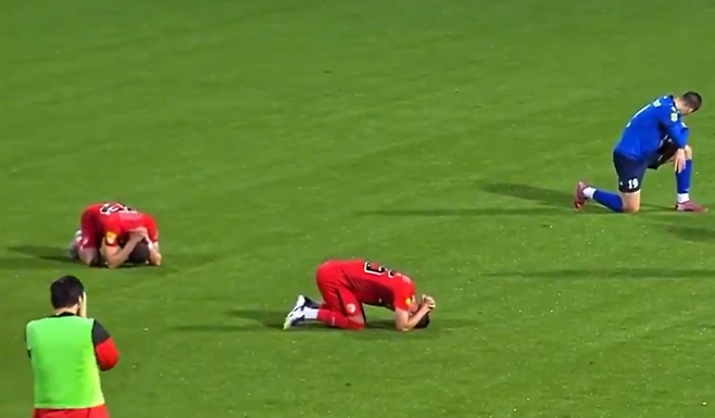 ‘충격’ 경기 도중 심장마비 사망…'항년 44세' 전 세계 애도 물결 