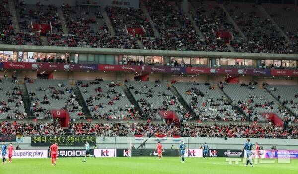 소신 발언! 손흥민, 쏟아진 야유, 텅텅 빈 관중석에