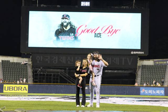 'ERA 0'인데 방출이라니, 'LG 출신' 잠실 예수의 싸늘한 겨울…리스크는 확실, 새 둥지 찾을 수 있나