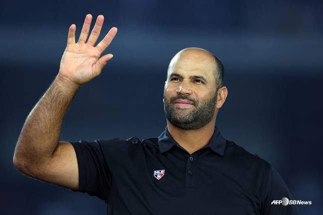 '무려' 9시간 30분 면접보고도 불합격... MLB 레전드 푸홀스, LAA·BAL 이어 SD서도 감독직 퇴짜→도대체 무슨 문제길래