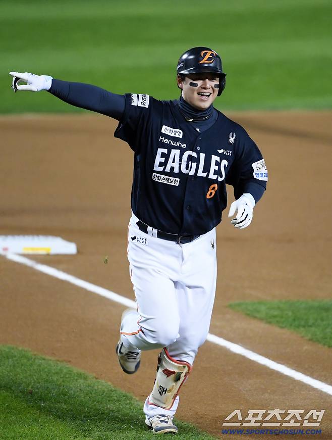 19년만의 한국시리즈 보낸 감독에게 책임론? '조류동맹' 형제팀 역사를 보라...로이스터 버린 롯데 어떻게 됐나 [SC시선]