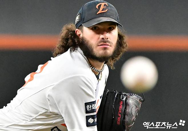 이래서 '한화와 이별' 암시했나…폰세, '22000000달러' 초대박→3년 계약까지 보인다! SF 이정후와 한솥밥 가능성도