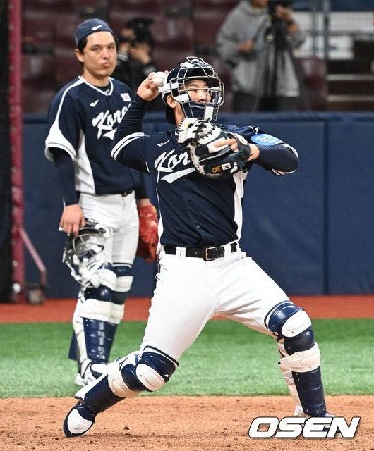 LG·한화 선수 모두 쉬는데 왜 최재훈이 체코 1차전 포수일까 “WBC 구상에 포함된 선수, 국제대회 활약 보고 싶어” [오!쎈 고척]