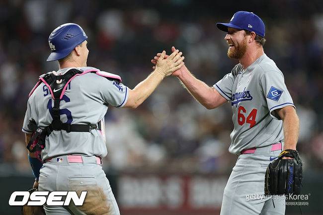 '111구 혹사 논란' 로버츠가 방치했던 투수, 우승반지 들고 KT로 오다니…'평균 151km' 강철매직 만족시킬까