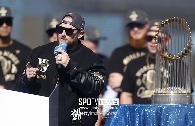 이런 인생역전 또 있나, KBO나 갈까 했는데 월드시리즈 반지 3개→ '종신 다저스' 예고