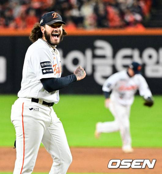 ‘14억→350억’ 몸값 대폭등, 美매체 장밋빛 전망...굿바이 폰세, 한화가 감당할 수 없다