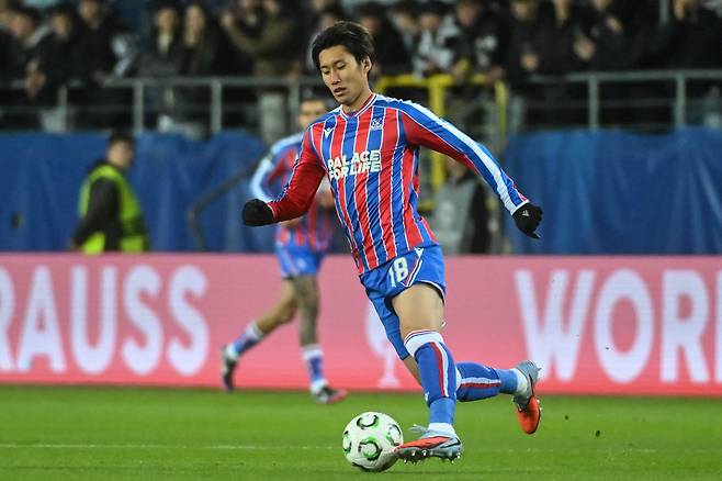 '오피셜' 공식발표, 일본 역사상 이런 선수는 없었다, EPL판 기적 탄생...100억 먹튀 대반전→2달 연속 이달 선수상 쾌거