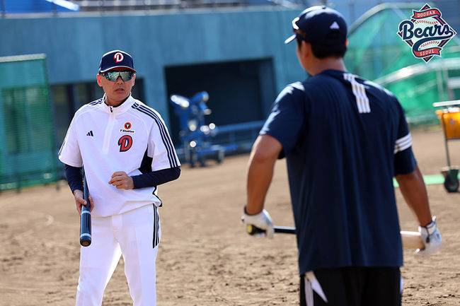 “시키지 않으면 연습을 안 해” 두산 열흘 지켜본 김원형, 무엇이 못마땅했나…투수조에 강력 메시지 던졌다 [오!쎈 미야자키]
