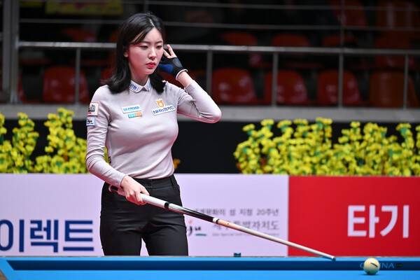 '여제' 김가영 꺾은 '차세대 스타' 정수빈 승승장구...16강서 팀 동료 황민지 꺾고 시즌 첫 8강행