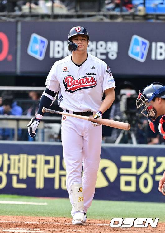 4년 115억 만료→FA 미신청이라니…37세 잠실거포에 무슨 일이, 두산 “다양한 이야기 끝 선수가 내린 결정” [오!쎈 미야자키]