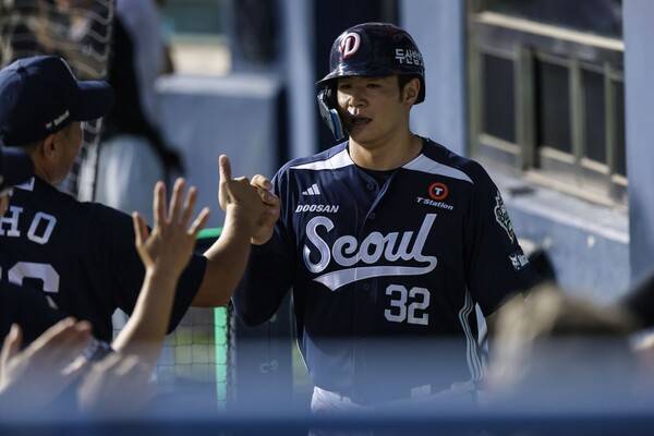 15G 뛴 KIA 한승택은 FA 신청하고, 13HR 두산 거포 김재환은 자격 포기 [더게이트 이슈]