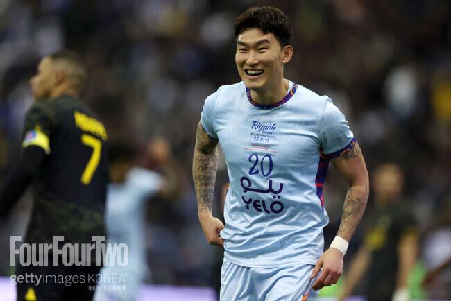 ‘국가대표 영구 제명’ 장현수, 시즌 초반부터 안 풀린다…심판에 항의했지만 ‘다이렉트 퇴장 악몽’