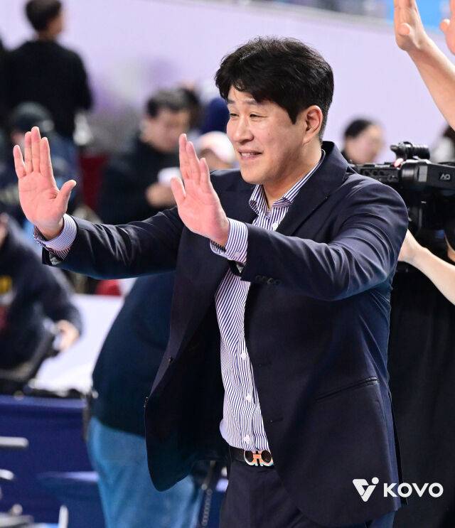 이래서 전체 1순위 지명됐나, 2007년생 신예가 배구천재 공백 지웠다…201승 감독 반했다