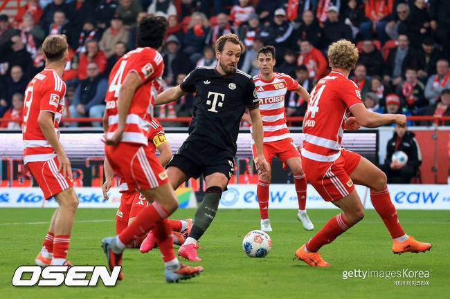 '케인 동점골' 바이에른, '센터백 두키 멀티골' 우니온과 2-2 무승부...리그 '10경기 전승'은 없었다