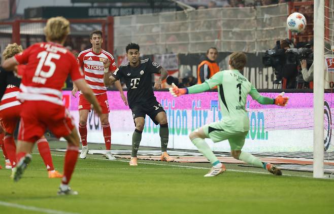 김민재 안 쓴 바이에른 뮌헨, 결국 대기록 멈췄다…‘정우영 출전’ 우니온 베를린과 2-2 무승부→17연승 실패