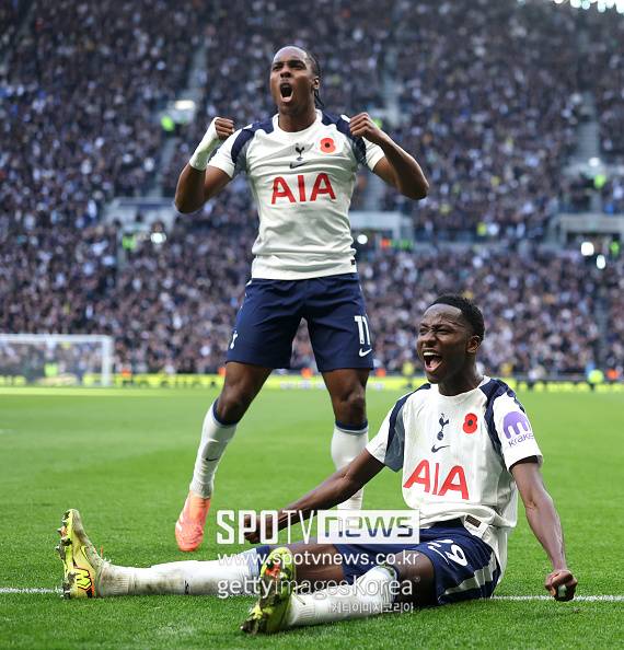 英 BBC 떴다, 히샬리송 상의탈의 ‘오열’→이상한 무승부…