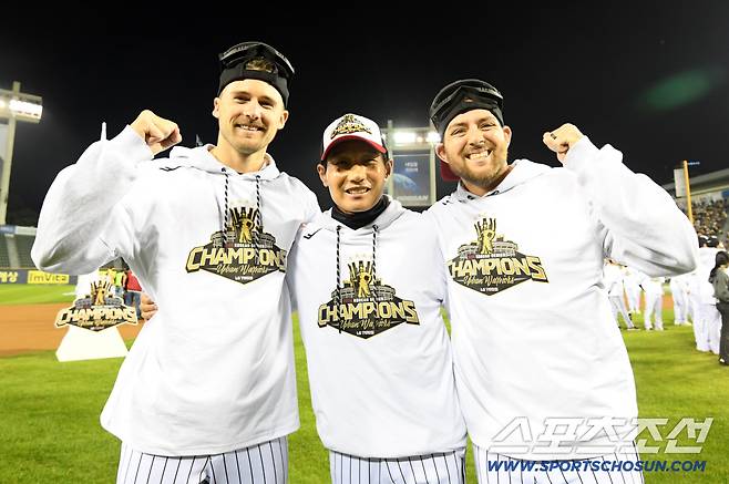 감독 최초 30억시대 열었다. 3년 최대 30억 재계약. 이제 염갈량의 시대[공식발표]