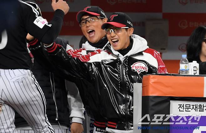 감독 최초 30억시대 열었다. 3년 최대 30억 재계약. 이제 염갈량의 시대[공식발표]