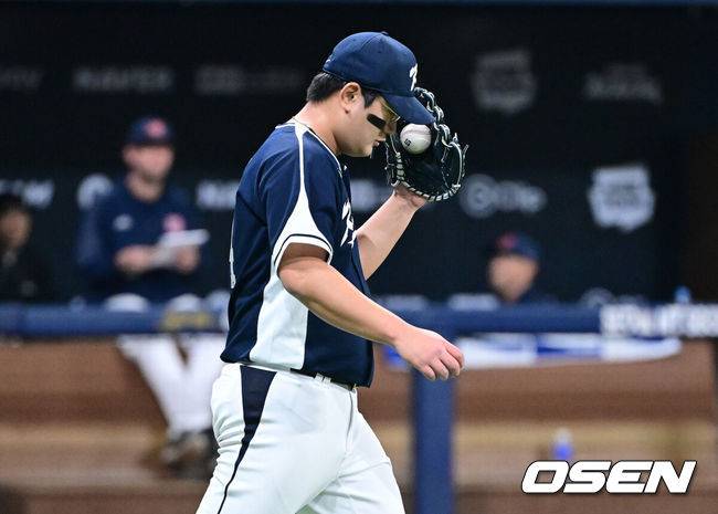 ‘156km 그러나 21구 모두 직구' 왜 김서현은 변화구를 하나도 던지지 않았나, '가을 악몽' 극복 못했다…⅔이닝 1실점 교체