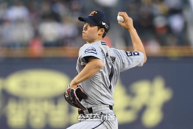 2025 FA 시장, ‘하루 만에’ 1호 계약…2026 FA는 어떻게 흐를까 [SS포커스]