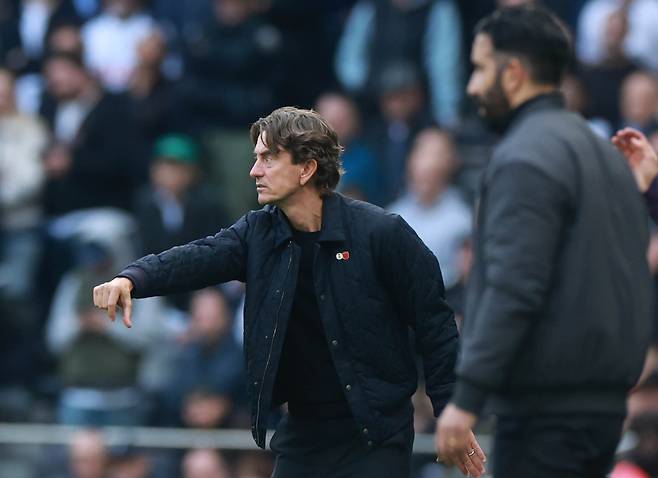 '패무패패무패패승패무승패패패승패무패패무' 손흥민 무너지자 같이 무너진 토트넘 훗스퍼 스타디움...20경기 단 3승, 최악의 기록 행진