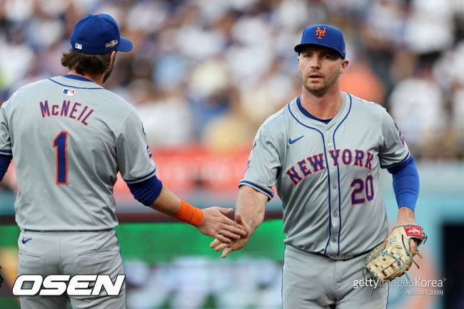 '떠날 테면 떠나라' 연봉 350억 포기하고 FA 됐는데…괘씸죄인가, 메츠는 38홈런 거포에 미련이 없다