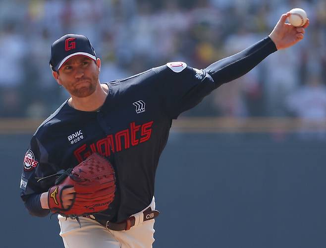 롯데 좌완 저승사자, KBO 복귀각 잡히나… 자유의 몸 됐다, 2선발 필요한 KBO 군침?