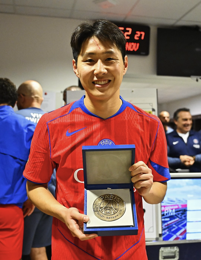 이강인 ‘자존심’ 건드린 한마디가 기폭제였다…“경기도 못 뛰면서 언제까지 가만히 앉아 있을래?”