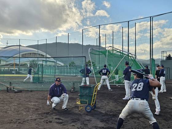 ‘3위→7위’ 롯데 김태형 감독 인터뷰 “이런 경험 나도 처음…실수 반복 않겠다”