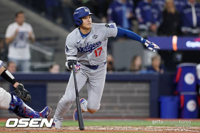 오타니 딸 유모차에 스마트폰 들이댄 팬’…경호 뚫고 돌진, 도 넘은 만행에 분노 폭발