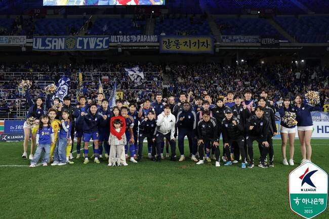 [442.interview] ‘베테랑’ 이청용이 울산 팬들에게...“이런 상황까지 오게 돼서 죄송하다”