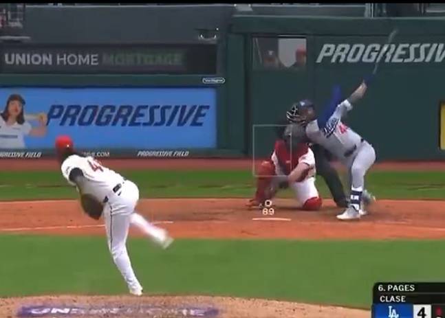 ML 특급 마무리 충격의 승부조작, 그런데 LAD 외야수 헛스윙이 계획 막았다니... 8회 시도 중 유일한 실패