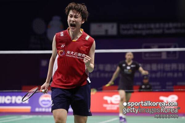 초대박! 안세영, '최대 환희' 초대형 호재 터졌다...14승 14패 유일한 상성, 천위페이, 연말 파이널 출전 불발