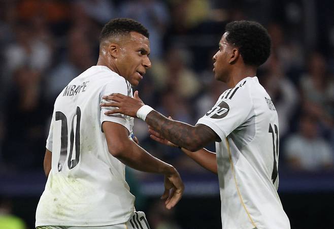 '한국서만 펄펄' 29경기 0골 손흥민 후계자 1순위, 토트넘 사기 당할 뻔...음바페 영입 최대 피해→문제아 전락