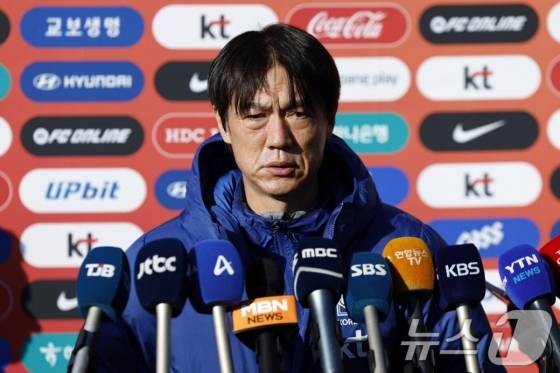 '카타르 영웅' 극적 국가대표팀 복귀, 홍명보 감독