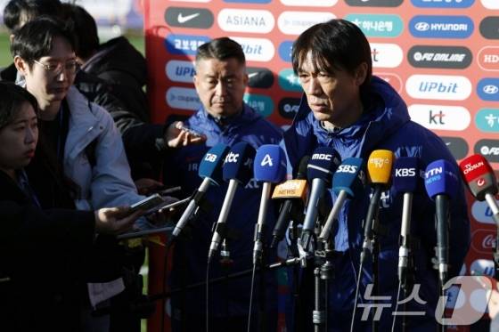 '카타르 영웅' 극적 국가대표팀 복귀, 홍명보 감독