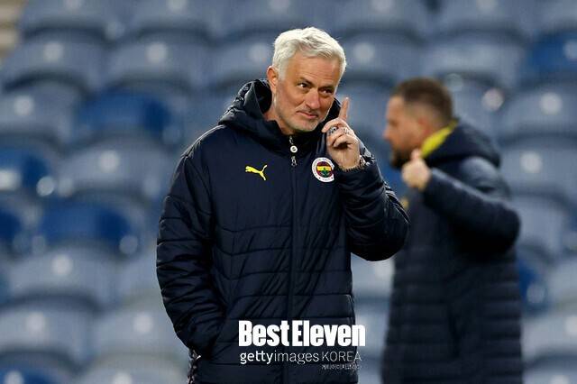 12억 숙박비 안 내고 튀르키예 떠난 무리뉴 감독의 '먹튀' 논란… 벤피카로 간 뒤 터진 '호텔 스캔들'