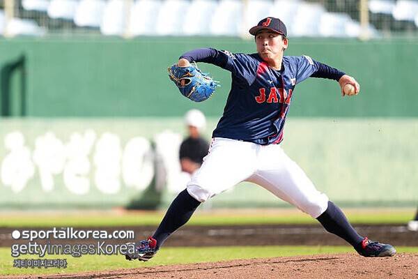 日 '한국 킬러'가 2⅔이닝 9실점 '와장창', 평가전 앞두고 급격한 난조…