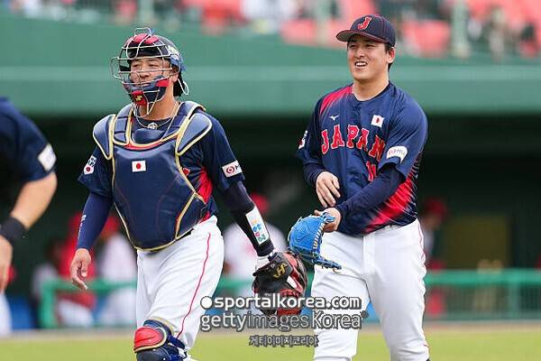 日 '한국 킬러'가 2⅔이닝 9실점 '와장창', 평가전 앞두고 급격한 난조…