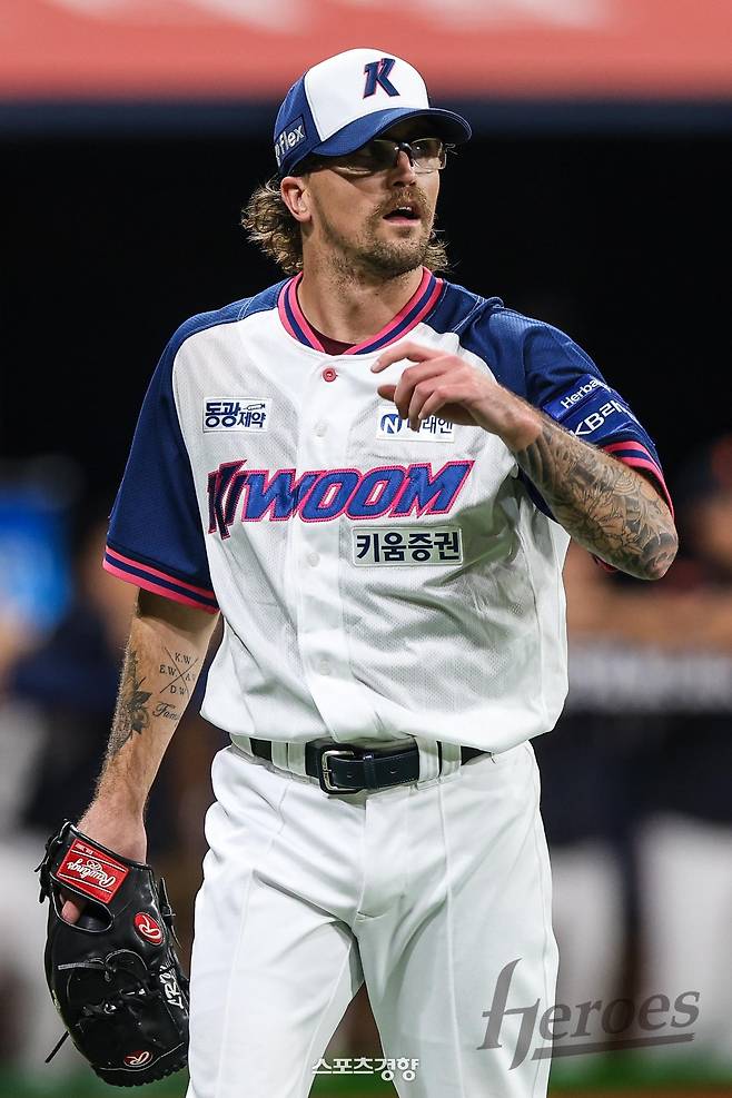 10개 구단이 탐낸 아시아쿼터 후보 라클란 웰스, LG 유니폼 입는다